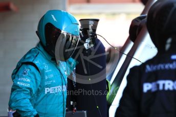 World © Octane Photographic Ltd. Formula 1 – Winter Testing - Test 2 - Day 2. Mercedes AMG Petronas Motorsport AMG F1 W10 EQ Power+ - Lewis Hamilton pit team waiting for him to pit. Circuit de Barcelona-Catalunya. Wednesday 27th February 2019.