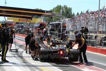 World © Octane Photographic Ltd. Formula 1 – Canadian GP. Practice 3. Renault Sport F1 Team RS19 – Daniel Ricciardo and Mercedes AMG Petronas Motorsport AMG F1 W10 EQ Power+ - Valtteri Bottas. Circuit de Gilles Villeneuve, Montreal, Canada. Saturday 8th June 2019.