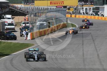 World © Octane Photographic Ltd. Formula 1 – Canadian GP. Race. Mercedes AMG Petronas Motorsport AMG F1 W10 EQ Power+ - Valtteri Bottas, McLaren MCL34 – Lando Norris, Aston Martin Red Bull Racing RB15 – Max Verstappen, Scuderia Toro Rosso STR14 – Daniil Kvyat and Lando Norris. Circuit de Gilles Villeneuve, Montreal, Canada. Sunday 9th June 2019.
