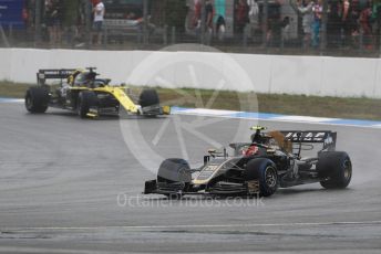 World © Octane Photographic Ltd. Formula 1 – German GP - Race. Rich Energy Haas F1 Team VF19 – Kevin Magnussen and Renault Sport F1 Team RS19 – Daniel Ricciardo. Hockenheimring, Hockenheim, Germany. Sunday 28th July 2019.