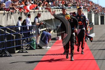 World © Octane Photographic Ltd. Formula 1 – Japanese GP - Drivers’ Parade. Renault Sport F1 Team RS19 – Daniel Ricciardo with ROKiT Williams Racing FW 42 – George Russell and Aston Martin Red Bull Racing RB15 – Alexander Albon. Suzuka Circuit, Suzuka, Japan. Sunday 13th October 2019.