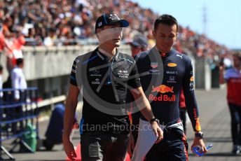 World © Octane Photographic Ltd. Formula 1 – Japanese GP - Drivers’ Parade. ROKiT Williams Racing FW 42 – George Russell and Aston Martin Red Bull Racing RB15 – Alexander Albon. Suzuka Circuit, Suzuka, Japan. Sunday 13th October 2019.