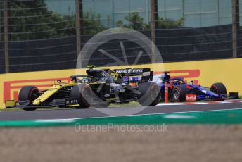 World © Octane Photographic Ltd. Formula 1 – Japanese GP - Practice 1. Renault Sport F1 Team RS19 – Nico Hulkenberg and Scuderia Toro Rosso STR14 – Daniil Kvyat. Suzuka Circuit, Suzuka, Japan. Friday 11th October 2019.