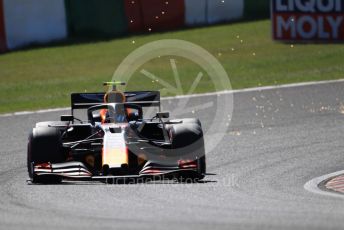 World © Octane Photographic Ltd. Formula 1 – Japanese GP - Qualifying. Aston Martin Red Bull Racing RB15 – Alexander Albon. Suzuka Circuit, Suzuka, Japan. Sunday 13th October 2019.