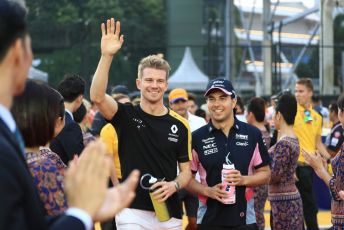 World © Octane Photographic Ltd. Formula 1 – Singapore GP - Drivers Parade. Renault Sport F1 Team RS19 – Nico Hulkenberg and SportPesa Racing Point RP19 - Sergio Perez. Marina Bay Street Circuit, Singapore. Sunday 22nd September 2019.