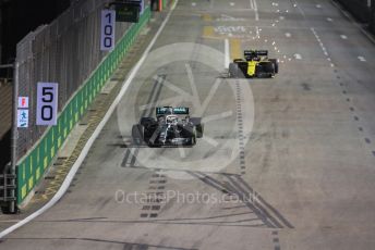 World © Octane Photographic Ltd. Formula 1 – Singapore GP - Practice 2. Mercedes AMG Petronas Motorsport AMG F1 W10 EQ Power+ - Lewis Hamilton. Marina Bay Street Circuit, Singapore. Friday 20th September 2019.