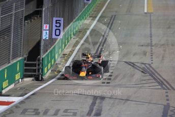 World © Octane Photographic Ltd. Formula 1 – Singapore GP - Practice 2. Aston Martin Red Bull Racing RB15 – Alexander Albon. Marina Bay Street Circuit, Singapore. Friday 20th September 2019.