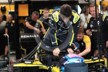 World © Octane Photographic Ltd. Formula 1 – Singapore GP - Practice 3. Renault Sport F1 Team RS19 – Daniel Ricciardo. Marina Bay Street Circuit, Singapore. Saturday 21st September 2019.