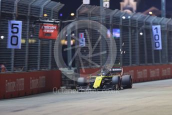 World © Octane Photographic Ltd. Formula 1 – Singapore GP - Qualifying. Renault Sport F1 Team RS19 – Daniel Ricciardo. Marina Bay Street Circuit, Singapore. Saturday 21st September 2019.