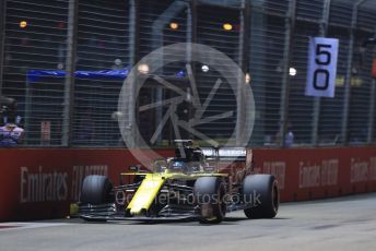 World © Octane Photographic Ltd. Formula 1 – Singapore GP - Qualifying. Renault Sport F1 Team RS19 – Daniel Ricciardo. Marina Bay Street Circuit, Singapore. Saturday 21st September 2019.