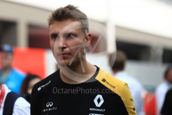 World © Octane Photographic Ltd. Formula 1 - Singapore GP - Paddock. Sergey Sirotkin - Test Driver McLaren and Renault Sport F1 Team. Marina Bay Street Circuit, Singapore. Sunday 22nd September 2019.