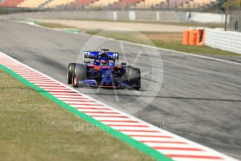 World © Octane Photographic Ltd. Formula 1 – Spanish In-season testing. Scuderia Toro Rosso STR14 – Daniil Kvyat. Circuit de Barcelona Catalunya, Spain. Tuesday 14th May 2019.