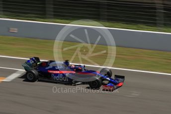 World © Octane Photographic Ltd. Formula 1 – Spanish In-season testing. Scuderia Toro Rosso STR14 – Alex Albon. Circuit de Barcelona Catalunya, Spain. Wednesday 15th 2019.