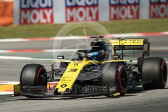 World © Octane Photographic Ltd. Formula 1 – Spanish GP. Practice 1. Renault Sport F1 Team RS19 – Daniel Ricciardo. Circuit de Barcelona Catalunya, Spain. Friday 10th May 2019.