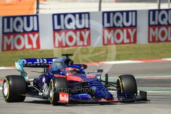 World © Octane Photographic Ltd. Formula 1 – Spanish GP. Practice 1. Scuderia Toro Rosso STR14 – Daniil Kvyat. Circuit de Barcelona Catalunya, Spain. Friday 10th May 2019.