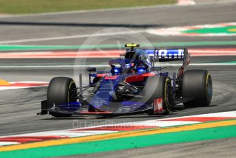 World © Octane Photographic Ltd. Formula 1 – Spanish GP. Practice 1. Scuderia Toro Rosso STR14 – Alexander Albon. Circuit de Barcelona Catalunya, Spain. Friday 10th May 2019.