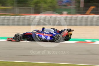 World © Octane Photographic Ltd. Formula 1 – Spanish GP. Practice 2. Scuderia Toro Rosso STR14 – Daniil Kvyat. Circuit de Barcelona Catalunya, Spain. Friday 10th May 2019.