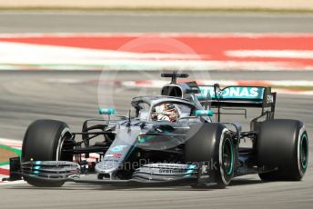 World © Octane Photographic Ltd. Formula 1 – Spanish GP. Practice 2. Mercedes AMG Petronas Motorsport AMG F1 W10 EQ Power+ - Lewis Hamilton. Circuit de Barcelona Catalunya, Spain. Friday 10th May 2019.