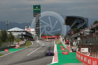 World © Octane Photographic Ltd. Formula 1 – Spanish GP. Practice 2. Scuderia Toro Rosso STR14 – Alexander Albon. Circuit de Barcelona Catalunya, Spain. Friday 10th May 2019.
