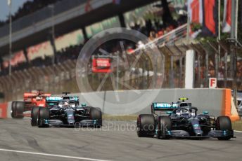 World © Octane Photographic Ltd. Formula 1 – Spanish GP. Race. Mercedes AMG Petronas Motorsport AMG F1 W10 EQ Power+ - Lewis Hamilton and Valtteri Bottas. Circuit de Barcelona Catalunya, Spain. Sunday 12th May 2019.