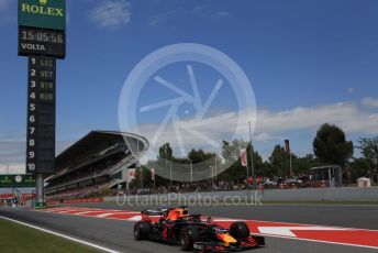 World © Octane Photographic Ltd. Formula 1 – Spanish GP. Qualifying. Aston Martin Red Bull Racing RB15 – Max Verstappen. Circuit de Barcelona Catalunya, Spain. Saturday 11th May 2019.