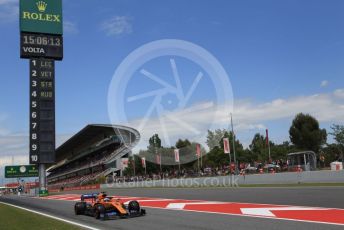 World © Octane Photographic Ltd. Formula 1 – Spanish GP. Qualifying. McLaren MCL34 – Carlos Sainz. Circuit de Barcelona Catalunya, Spain. Saturday 11th May 2019.