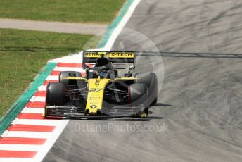 World © Octane Photographic Ltd. Formula 1 – Spanish GP. Qualifying. Renault Sport F1 Team RS19 – Nico Hulkenberg. Circuit de Barcelona Catalunya, Spain. Saturday 11th May 2019.