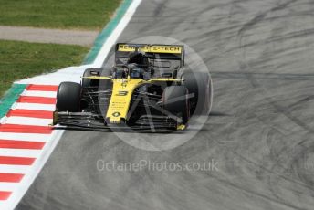 World © Octane Photographic Ltd. Formula 1 – Spanish GP. Qualifying. Renault Sport F1 Team RS19 – Daniel Ricciardo. Circuit de Barcelona Catalunya, Spain. Saturday 11th May 2019.
