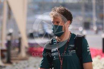 World © Octane Photographic Ltd. Formula 1 – Etihad F1 Grand Prix Abu Dhabi. Aston Martin Cognizant F1 Team AMR21 – Sebastian Vettel. Yas Marina Circuit, Abu Dhabi. Thursday 9th December 2021 Paddock.