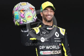 World © Octane Photographic Ltd. Formula 1 – F1 Australian Grand Prix - FIA photocall. Renault DP World F1 Team RS20 – Daniel Ricciardo. Melbourne, Australia. Thursday 12th March 2020.