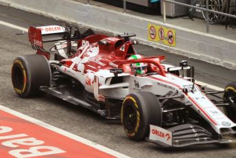 World © Octane Photographic Ltd. Formula 1 – F1 Pre-season Test 2 - Day 2. damaged Alfa Romeo Racing Orlen C39 – Antonio Giovinazzi. Circuit de Barcelona-Catalunya, Spain. Thursday 27th February 2020.