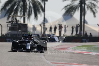 World © Octane Photographic Ltd. Formula 1 – Etihad F1 Grand Prix Abu Dhabi. Scuderia AlphaTauri Honda AT02 – Yuki Tsunoda. Yas Marina Circuit, Abu Dhabi. Friday 10th December 2021 Practice 1.