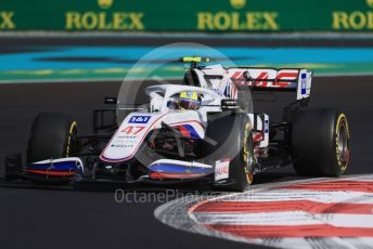 World © Octane Photographic Ltd. Formula 1 – Etihad F1 Grand Prix Abu Dhabi. Uralkali Haas F1 Team VF21 – Mick Schumacher. Yas Marina Circuit, Abu Dhabi. Friday 10th December 2021 Practice 1.