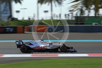 World © Octane Photographic Ltd. Formula 1 – Etihad F1 Grand Prix Abu Dhabi. Uralkali Haas F1 Team VF21 – Mick Schumacher. Yas Marina Circuit, Abu Dhabi. Friday 10th December 2021 Practice 1.