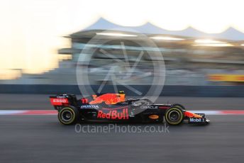 World © Octane Photographic Ltd. Formula 1 – Etihad F1 Grand Prix Abu Dhabi. Red Bull Racing Honda RB16B – Sergio Perez. Yas Marina Circuit, Abu Dhabi. Friday 10th December 2021 Practice 2.