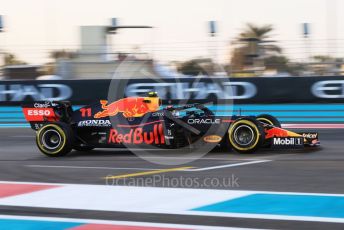 World © Octane Photographic Ltd. Formula 1 – Etihad F1 Grand Prix Abu Dhabi. Red Bull Racing Honda RB16B – Sergio Perez. Yas Marina Circuit, Abu Dhabi. Friday 10th December 2021 Practice 2.
