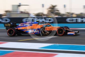 World © Octane Photographic Ltd. Formula 1 – Etihad F1 Grand Prix Abu Dhabi. McLaren F1 Team MCL35M – Lando Norris. Yas Marina Circuit, Abu Dhabi. Friday 10th December 2021 Practice 2.