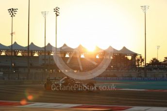 World © Octane Photographic Ltd. Formula 1 – Etihad F1 Grand Prix Abu Dhabi. Mercedes AMG Petronas F1 Team F1 W12 - Lewis Hamilton. Yas Marina Circuit, Abu Dhabi. Friday 10th December 2021 Practice 2.