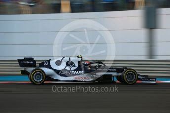 World © Octane Photographic Ltd. Formula 1 – Etihad F1 Grand Prix Abu Dhabi. Scuderia AlphaTauri Honda AT02 – Pierre Gasly. Yas Marina Circuit, Abu Dhabi. Friday 10th December 2021 Practice 2.