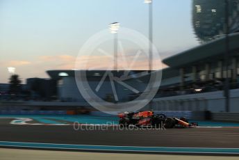 World © Octane Photographic Ltd. Formula 1 – Etihad F1 Grand Prix Abu Dhabi. Red Bull Racing Honda RB16B – Sergio Perez. Yas Marina Circuit, Abu Dhabi. Friday 10th December 2021 Practice 2.