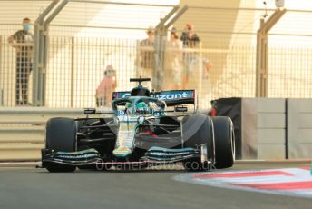World © Octane Photographic Ltd. Formula 1 – Etihad F1 Grand Prix Abu Dhabi. Aston Martin Cognizant F1 Team AMR21– Lance Stroll. Yas Marina Circuit, Abu Dhabi. Saturday 11th December 2021 Practice 3.