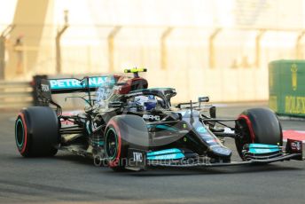 World © Octane Photographic Ltd. Formula 1 – Etihad F1 Grand Prix Abu Dhabi. Mercedes AMG Petronas F1 Team F1 W12 - Valtteri Bottas. Yas Marina Circuit, Abu Dhabi. Saturday 11th December 2021 Practice 3.