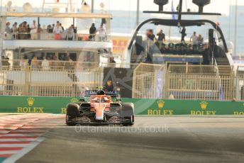 World © Octane Photographic Ltd. Formula 1 – Etihad F1 Grand Prix Abu Dhabi. McLaren F1 Team MCL35M – Lando Norris. Yas Marina Circuit, Abu Dhabi. Saturday 11th December 2021 Practice 3.