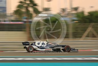 World © Octane Photographic Ltd. Formula 1 – Etihad F1 Grand Prix Abu Dhabi. Scuderia AlphaTauri Honda AT02 – Pierre Gasly. Yas Marina Circuit, Abu Dhabi. Saturday 11th December 2021 Qualifying.