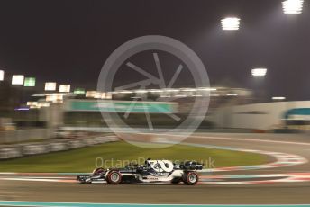 World © Octane Photographic Ltd. Formula 1 – Etihad F1 Grand Prix Abu Dhabi. Scuderia AlphaTauri Honda AT02 – Yuki Tsunoda. Yas Marina Circuit, Abu Dhabi. Saturday 11th December 2021 Qualifying.