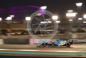 World © Octane Photographic Ltd. Formula 1 – Etihad F1 Grand Prix Abu Dhabi. Alpine F1 Team A521– Esteban Ocon. Yas Marina Circuit, Abu Dhabi. Saturday 11th December 2021 Qualifying.