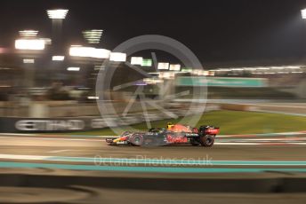 World © Octane Photographic Ltd. Formula 1 – Etihad F1 Grand Prix Abu Dhabi. Red Bull Racing Honda RB16B – Sergio Perez. Yas Marina Circuit, Abu Dhabi. Saturday 11th December 2021 Qualifying.