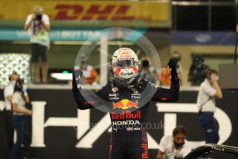 World © Octane Photographic Ltd. Formula 1 – Etihad F1 Grand Prix Abu Dhabi. Red Bull Racing Honda RB16B – Max Verstappen. Yas Marina Circuit, Abu Dhabi. Saturday 11th December 2021 Qualifying.