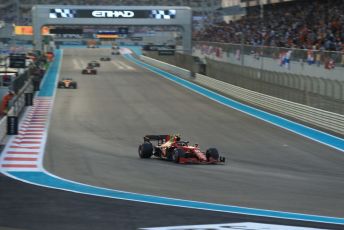 World © Octane Photographic Ltd. Formula 1 – Etihad F1 Grand Prix Abu Dhabi. Scuderia Ferrari Mission Winnow SF21 – Carlos Sainz. Yas Marina Circuit, Abu Dhabi. Sunday 12th December 2021 Race.