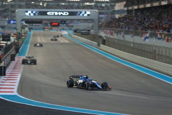 World © Octane Photographic Ltd. Formula 1 – Etihad F1 Grand Prix Abu Dhabi. Alpine F1 Team A521 – Fernando Alonso. Yas Marina Circuit, Abu Dhabi. Sunday 12th December 2021 Race.